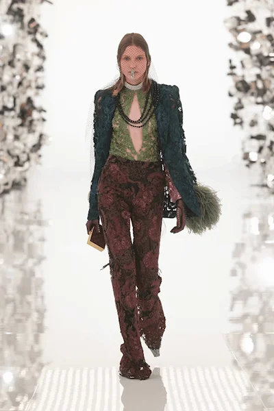 Look 74